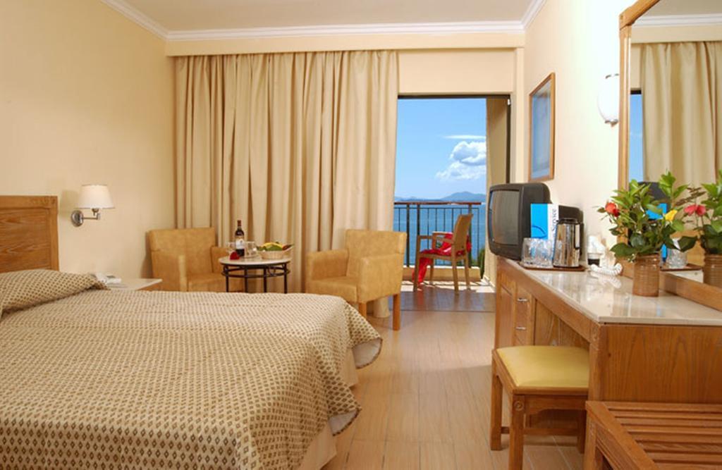Hotel Nissaki Beach Nisaki  객실 사진