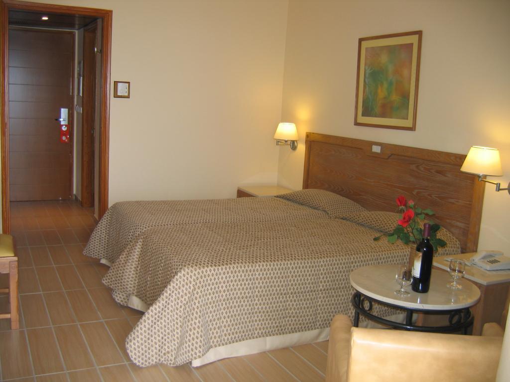 Hotel Nissaki Beach Nisaki  객실 사진
